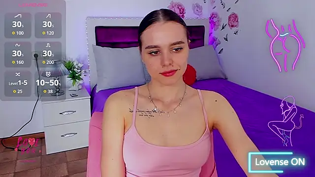 EmelyMason online show from May 2026 05:24:01 AM