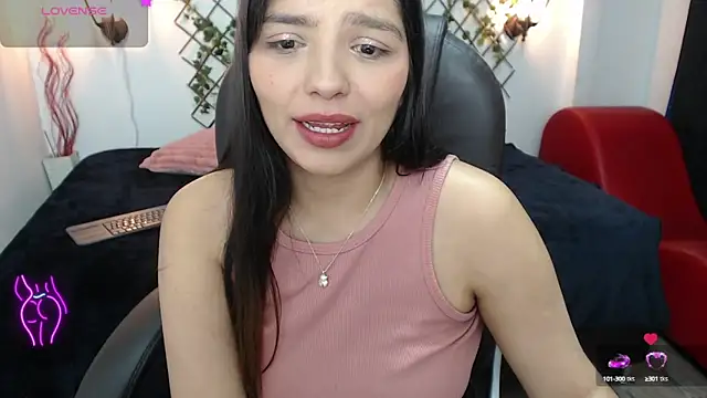 Snapshot of issa__nassar chatting on October 2025 01:29:02 PM issa nassar online show from October 2025 01:29:02 PM