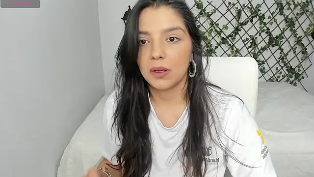 Snapshot of issa__nassar chatting on March 2026 12:46:01 PM issa nassar online show from March 2026 12:46:01 PM