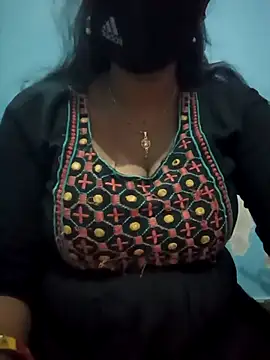 Sexyradha  online show from April 2026 07:11:02 PM