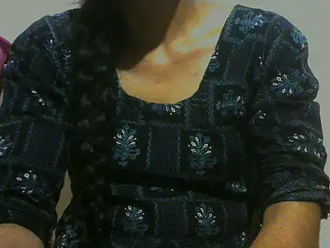 mayra89 online show from July 2026 06:10:02 PM