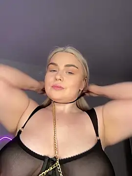 April Vancee online show from March 2025 12:30:02 PM