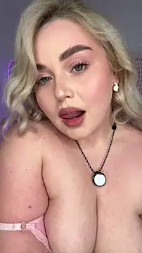 Snapshot of April_Vancee chatting on April 2026 12:25:02 PM April Vancee online show from April 2026 12:25:02 PM