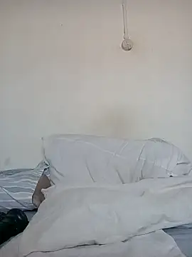 Missvixen81 online show from October 2025 04:48:02 AM