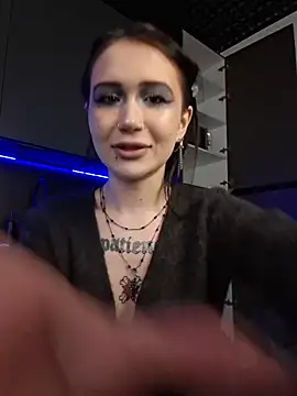 Snapshot of HeatherSweet_ chatting on June 2026 06:49:01 PM HeatherSweet online show from June 2026 06:49:01 PM