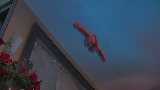 Amanda River online show from November 2025 08:18:01 AM