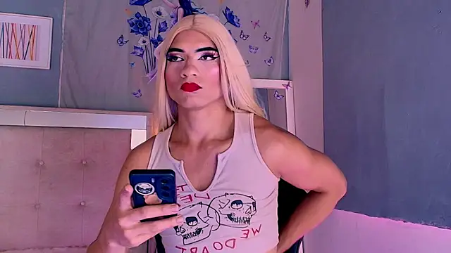 Emily Castillo 1 online show from May 2026 05:04:01 AM