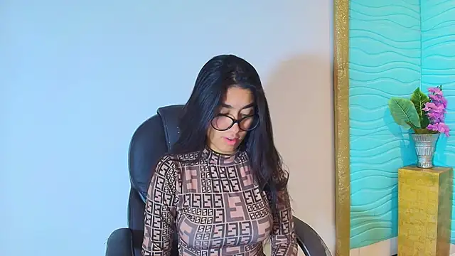 Mia Montess online show from January 2026 01:38:02 PM