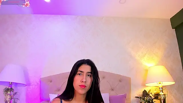Mia Montess online show from May 2026 12:35:01 PM