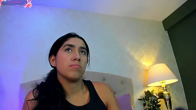 Snapshot of Mia_Montess chatting on June 2026 05:39:02 PM Mia Montess online show from June 2026 05:39:02 PM