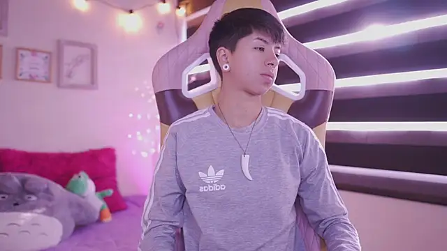 tommy blue online show from March 2025 12:15:01 PM