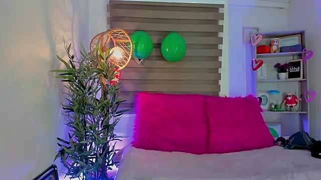 tommy blue online show from March 2025 04:37:01 PM