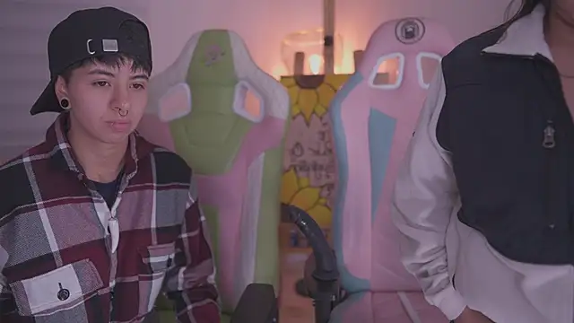 Snapshot of tommy_blue chatting on November 2025 02:54:02 AM tommy blue online show from November 2025 02:54:02 AM