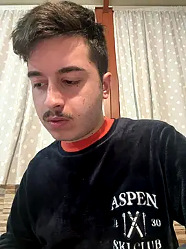 Snapshot of ategurl192 chatting on December 2025 06:02:01 PM ategurl192 online show from December 2025 06:02:01 PM