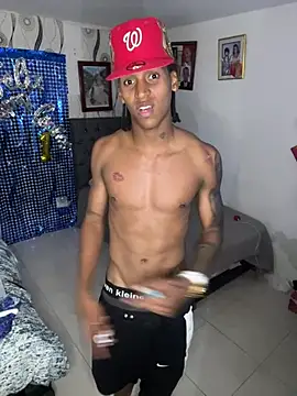 kyle ivo00 online show from January 2026 04:39:02 AM
