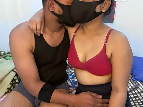 Snapshot of etihotyy chatting on March 2025 06:53:01 AM etihotyy online show from March 2025 06:53:01 AM