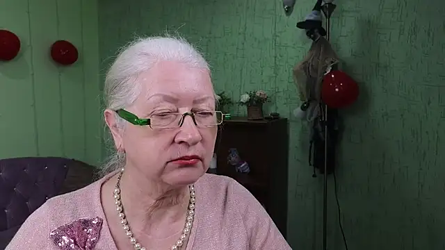 Snapshot of Maya_Mayflower chatting on March 2025 12:26:02 PM Maya Mayflower online show from March 2025 12:26:02 PM