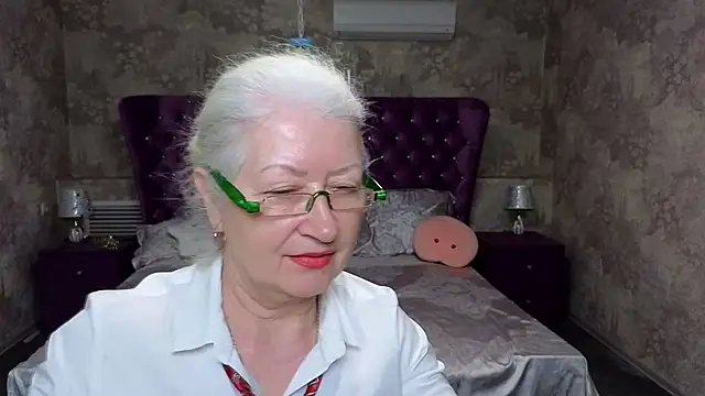 Snapshot of Maya_Mayflower chatting on March 2025 09:12:02 AM Maya Mayflower online show from March 2025 09:12:02 AM