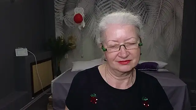 Snapshot of Maya_Mayflower chatting on March 2025 12:33:02 PM Maya Mayflower online show from March 2025 12:33:02 PM