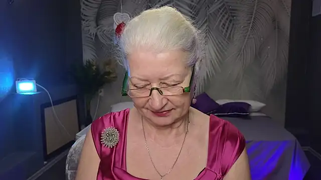 Snapshot of Maya_Mayflower chatting on March 2025 09:12:01 AM Maya Mayflower online show from March 2025 09:12:01 AM