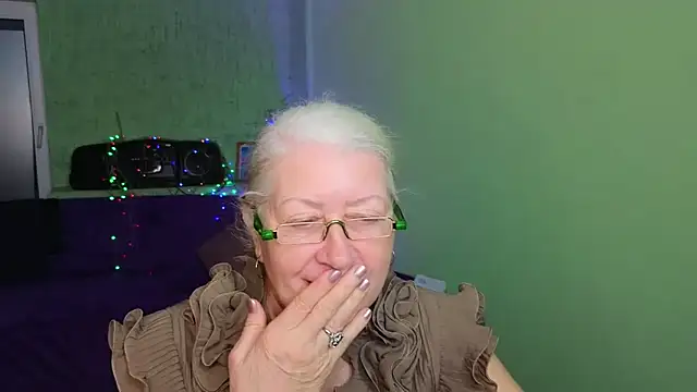 Snapshot of Maya_Mayflower chatting on March 2025 03:29:02 PM Maya Mayflower online show from March 2025 03:29:02 PM