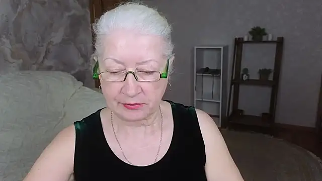 Snapshot of Maya_Mayflower chatting on March 2025 03:25:02 PM Maya Mayflower online show from March 2025 03:25:02 PM