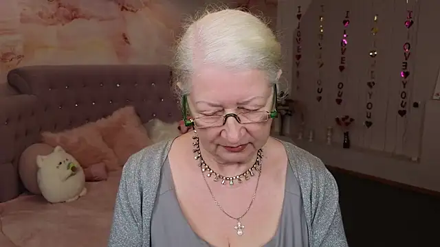 Snapshot of Maya_Mayflower chatting on March 2025 09:24:02 AM Maya Mayflower online show from March 2025 09:24:02 AM