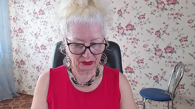 Snapshot of Maya_Mayflower chatting on September 2025 04:13:02 AM Maya Mayflower online show from September 2025 04:13:02 AM