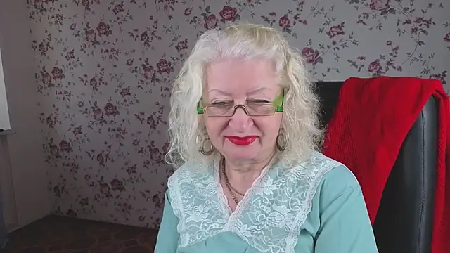 Snapshot of Maya_Mayflower chatting on October 2025 04:11:01 AM Maya Mayflower online show from October 2025 04:11:01 AM