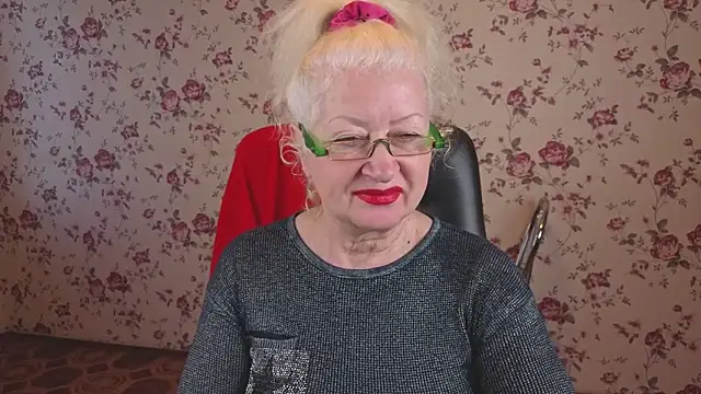 Snapshot of Maya_Mayflower chatting on October 2025 04:05:01 AM Maya Mayflower online show from October 2025 04:05:01 AM