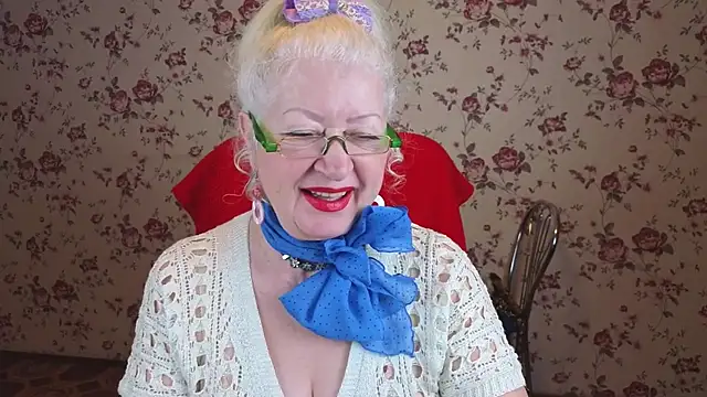 Maya Mayflower online show from November 2025 04:01:02 AM