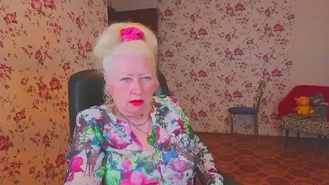 Maya Mayflower online show from May 2026 03:13:01 AM