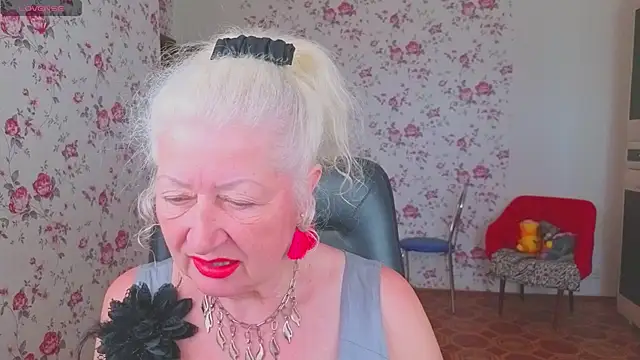 Maya Mayflower online show from May 2026 03:23:01 AM