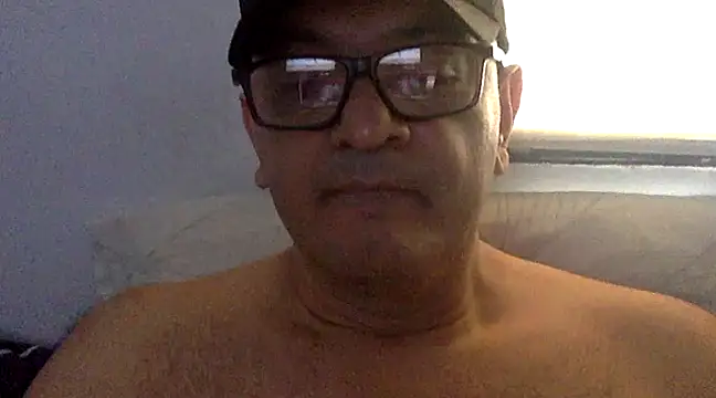 Snapshot of alrume49big chatting on March 2025 02:54:02 PM alrume49big online show from March 2025 02:54:02 PM