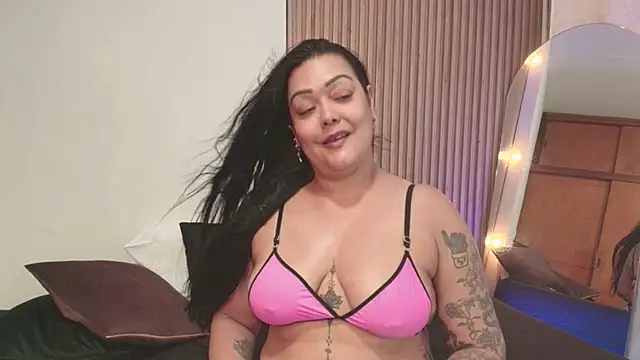 Snapshot of violeta_delavega1 chatting on March 2025 11:04:02 PM violeta delavega1 online show from March 2025 11:04:02 PM