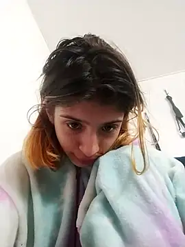 Snapshot of KratosAfroditacs chatting on November 2025 04:51:02 PM KratosAfroditacs online show from November 2025 04:51:02 PM