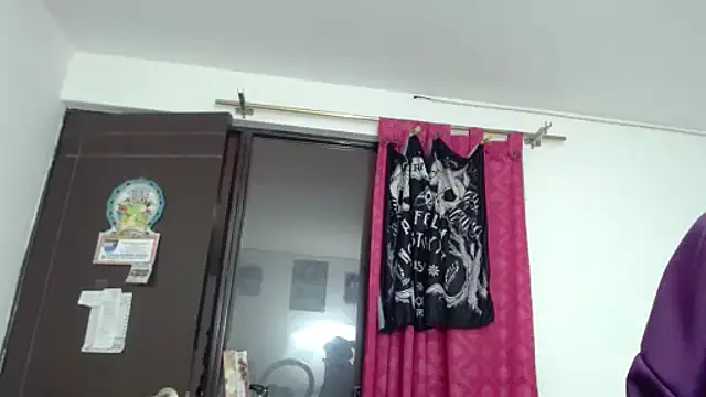 Snapshot of KratosAfroditacs chatting on December 2025 04:46:02 PM KratosAfroditacs online show from December 2025 04:46:02 PM