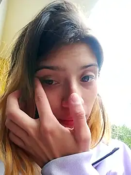 Snapshot of KratosAfroditacs chatting on January 2026 12:42:01 PM KratosAfroditacs online show from January 2026 12:42:01 PM