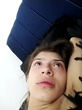 Snapshot of KratosAfroditacs chatting on January 2026 12:51:02 PM KratosAfroditacs online show from January 2026 12:51:02 PM