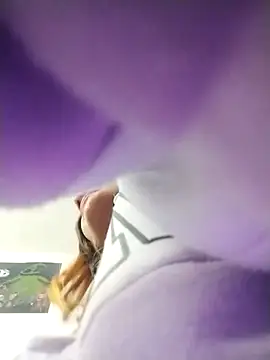 Snapshot of KratosAfroditacs chatting on February 2026 04:30:02 AM KratosAfroditacs online show from February 2026 04:30:02 AM