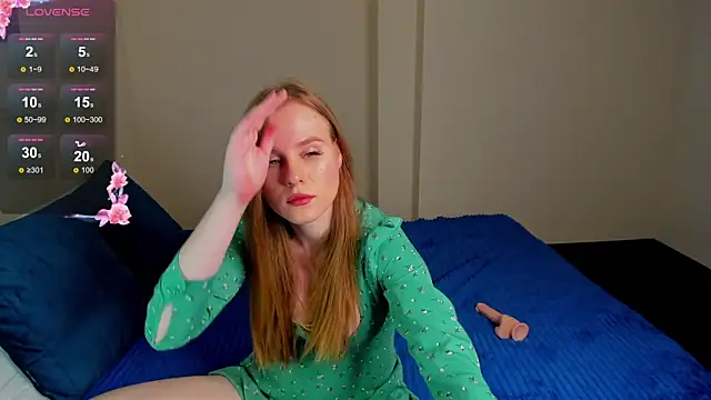 Snapshot of EvaTheHeart chatting on March 2025 01:56:02 AM EvaTheHeart online show from March 2025 01:56:02 AM