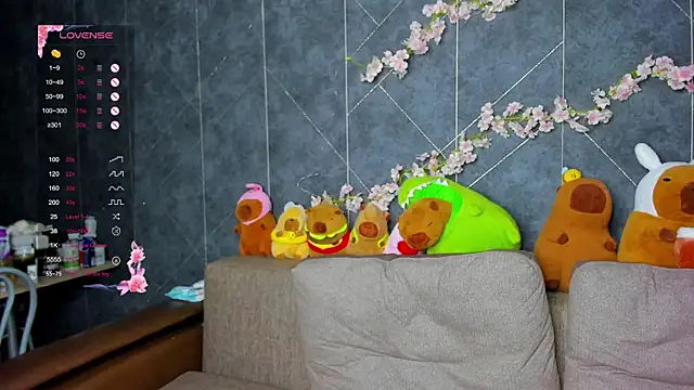 Snapshot of EvaTheHeart chatting on October 2025 12:03:02 PM EvaTheHeart online show from October 2025 12:03:02 PM