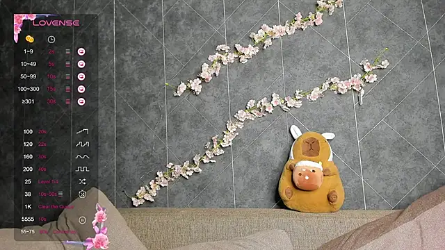 Snapshot of EvaTheHeart chatting on December 2025 02:50:02 AM EvaTheHeart online show from December 2025 02:50:02 AM