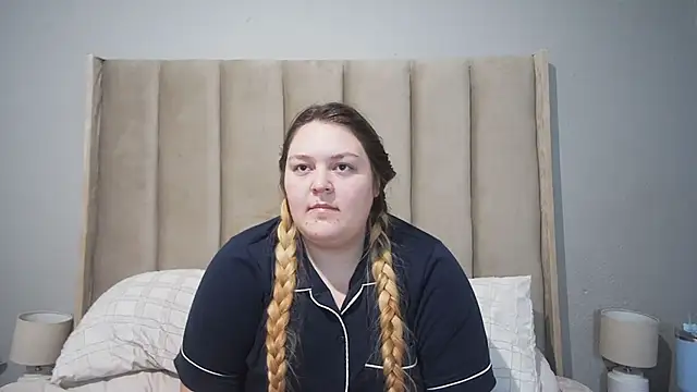 Neytjie online show from July 2026 04:07:02 AM