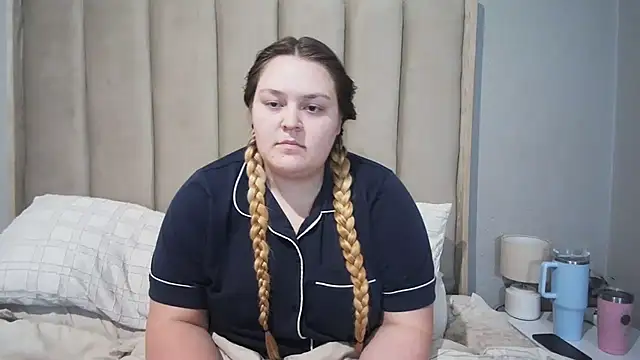 Neytjie online show from July 2026 06:03:01 PM