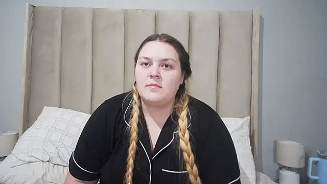 Neytjie online show from July 2026 05:52:01 PM