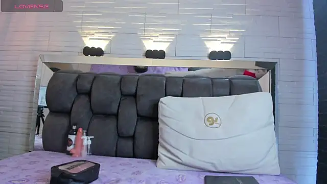 jade heartt online show from March 2026 07:21:02 PM