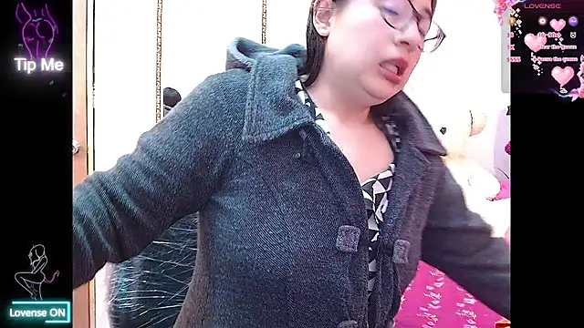 Anny  cute online show from March 2026 07:20:01 PM