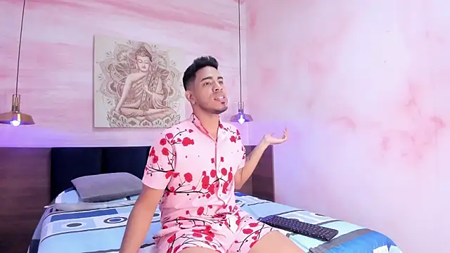 Snapshot of ETHAN_DRAVEN chatting on September 2025 07:36:01 PM ETHAN DRAVEN online show from September 2025 07:36:01 PM