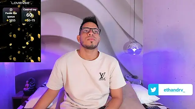 Snapshot of ETHAN_DRAVEN chatting on October 2025 07:58:01 PM ETHAN DRAVEN online show from October 2025 07:58:01 PM